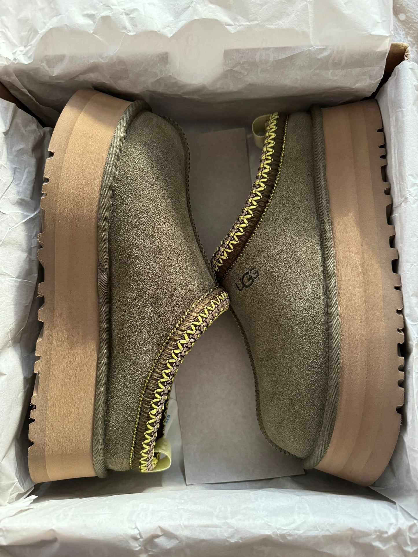 UGG Tazz "Burnt Olive"