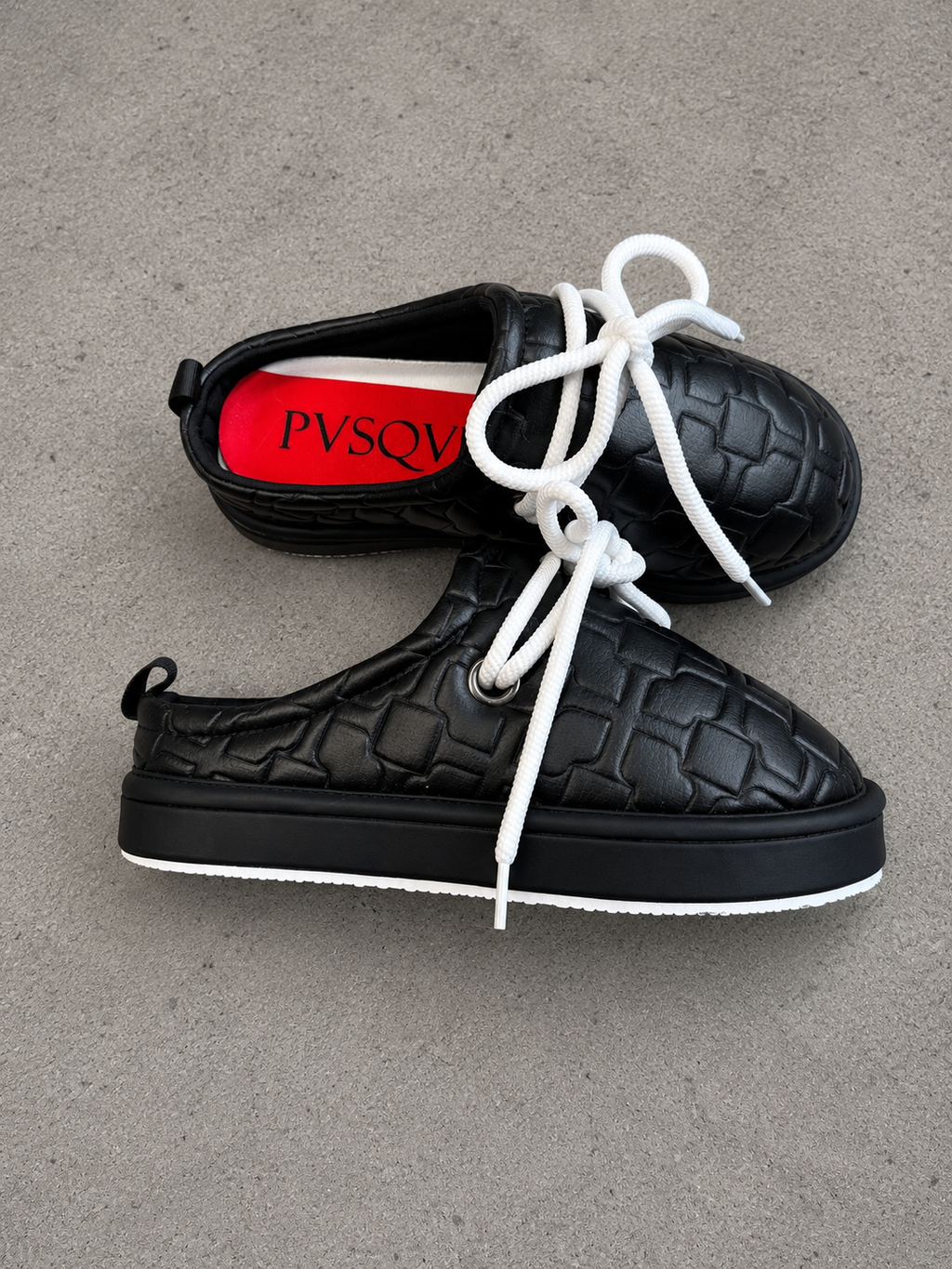 PVSQVLE Quilted Clogs
