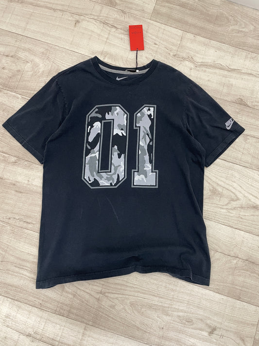 Nike black and grey camo print T-shirt